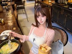 -银米·云南传统过桥米线(双廊黑金冠店)