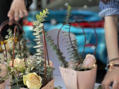 -上海宝信宝马4S店