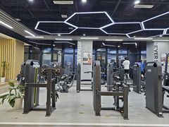 -跃动游泳健身俱乐部(新华传媒店)