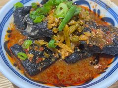 -霸蛮湖南菜·牛肉粉(荣京西街店)