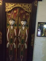 -蕾蕾美颜美容美体