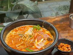 -银米·云南传统过桥米线(双廊黑金冠店)