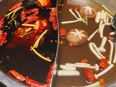 鸳鸯老火锅-山城辣妹子(定福庄店)