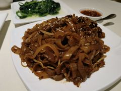 干炒牛河-衡山汇·高级粤菜(霄云路店)