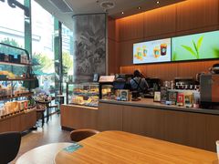 -星巴克(上海长宁来福士1F店)