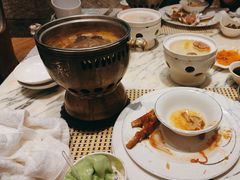 -雍和会海鲜姿造自助(湖东路店)