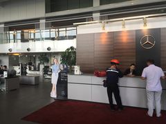 -奔驰上海利星(七宝店)