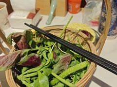 -王奋斗贵州酸汤牛肉火锅