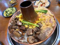 -岳记兴隆·青城腊排铜火锅(融创店)