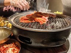 -草家酱蟹炭火烤肉店(珲春南路一店)