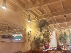 -玛格萝妮比萨屋(陆家浜路店)