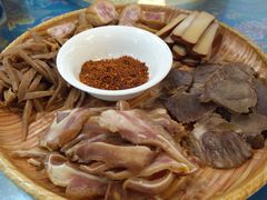 -三大钵江湖菜(空港店)