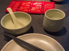 -蝴蝶里·粤菜·点心(滨江龙湖店)