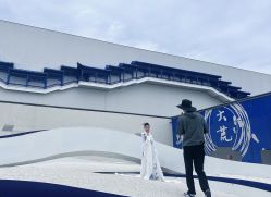 -鼎极摄影(朝阳CBD店)