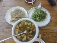 -溢心园香河肉饼总店