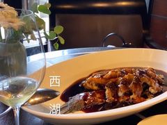 西湖醋鱼-杭州西子湖四季酒店·金沙厅