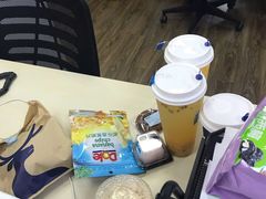 -瑞幸咖啡(巴黎春天陕西路店)