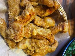 -爆炸头阿姨小四川正宗川味小吃(无任何分店)