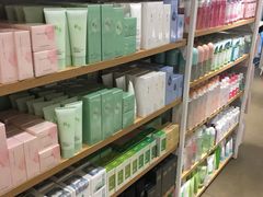 -名创优品(河南郑州健康路2店)