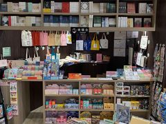 -钟书阁(群光广场店)