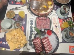 -牛村来人潮汕牛肉火锅(西单店)