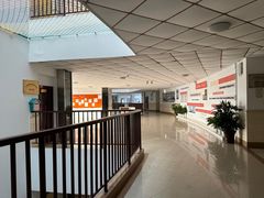 -上海市曹杨职业技术学校