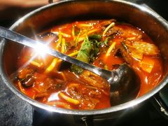 带皮牛肉酸汤火锅-泉味道贵州厨房(三里河店)