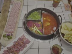 -热火朝天鲜切牛肉火锅(南强街巷店)