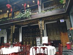 -蔼若春.传承三十年云南菜(金碧公园店)