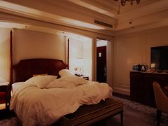 -广州富力丽思卡尔顿酒店