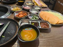-香猪坊韩国烤肉专属门店(魏公村店)