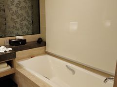 -广州花都皇冠假日酒店