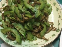 -豪园台山碳烧生蚝(蓬江江华店)