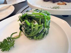 金菇拌菠菜-勺园中餐厅