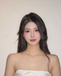 -妤见·化妆造型·美甲美睫