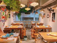 大堂-云南草盖子石锅鱼·创意菜(万达店)