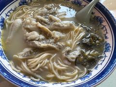 -明呈黄鱼面馆(斜土路店)