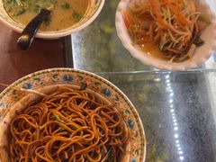 -金杨拉面王小吃面馆·牛三宝面·红烧牛肉粉