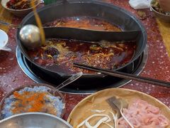 -赵美丽·重庆社区火锅·直营店(火车东站·中豪国际店)