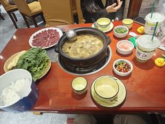 -菌之家·专业纯野生菌火锅·特色炒菌