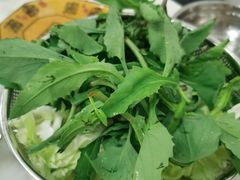 -黄利砖万峰林布依特色酸笋牛肉馆