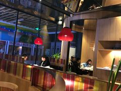 大堂-小骨煲金华砂锅(转塘金街美地店)