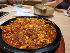 火辣筋皮-米村拌饭(泰山万达店)