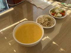 -闫家驴肉老店(华电一校店)