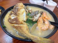 大黄鱼海鲜面-台州老六海鲜面馆(上南总店)