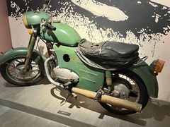 -上海市龙华烈士陵园