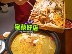 -宣威山野人家·云南菜·菌火锅(金碧店)