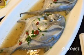 Steamed Small Spanish Mackerel with Soy Sauce