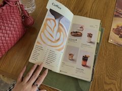 -ROAST coffee & eatery