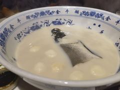 -南京金牛湖巨碗鱼头